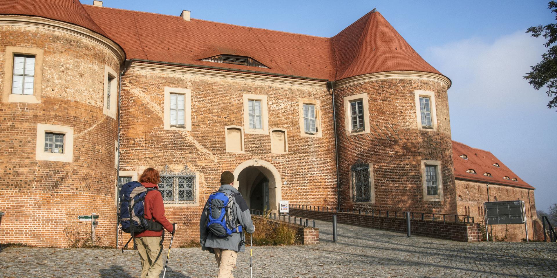 Wandern zur Burg Eisenhardt