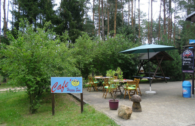 Das Café bietet Snacks und Getränke, Foto: Jürgen Krüger