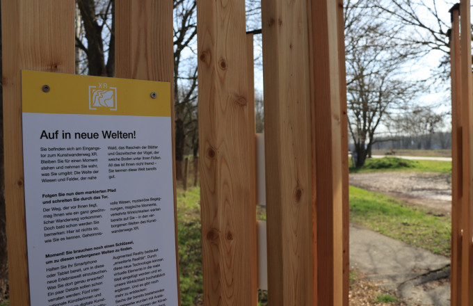 Portal zum Kunstwanderweg, Foto: Bansen-Wittig