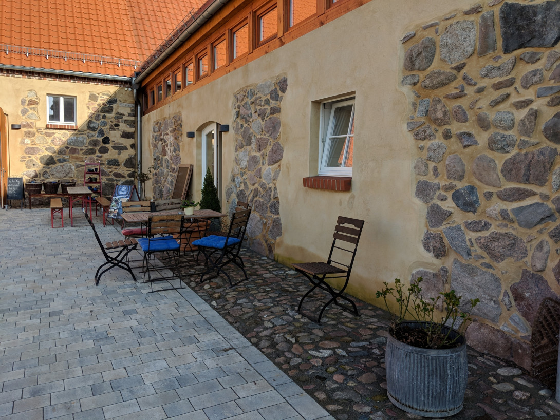 Töpfer-Café Außenberein, Foto: Antje Tischer, Lizenz: TMB Fotoarchiv