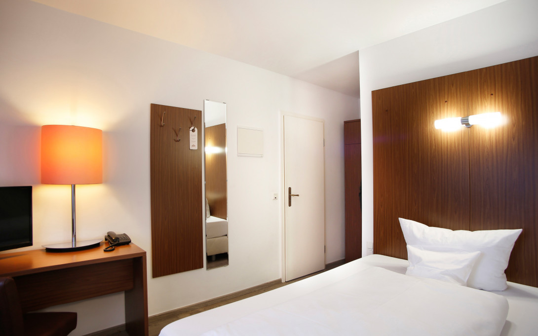 Mühlstein-Zimmer, Foto: K. Wünsche, Lizenz: Springbach-Mühle Belzig OHG