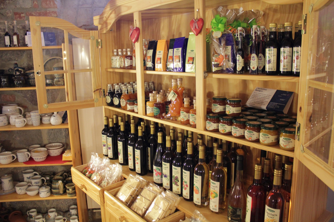 Breite Produktpalette im Flämingladen, Foto: Bansen/Wittig