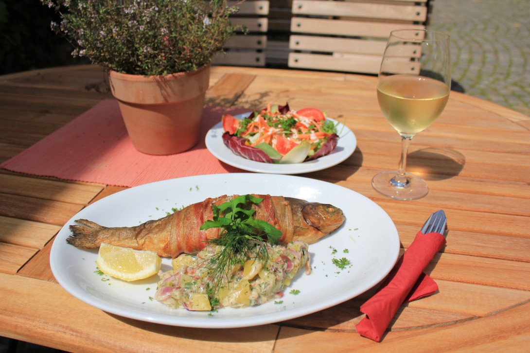 Forelle auf dem Teller, Foto: Bansen-Wittig