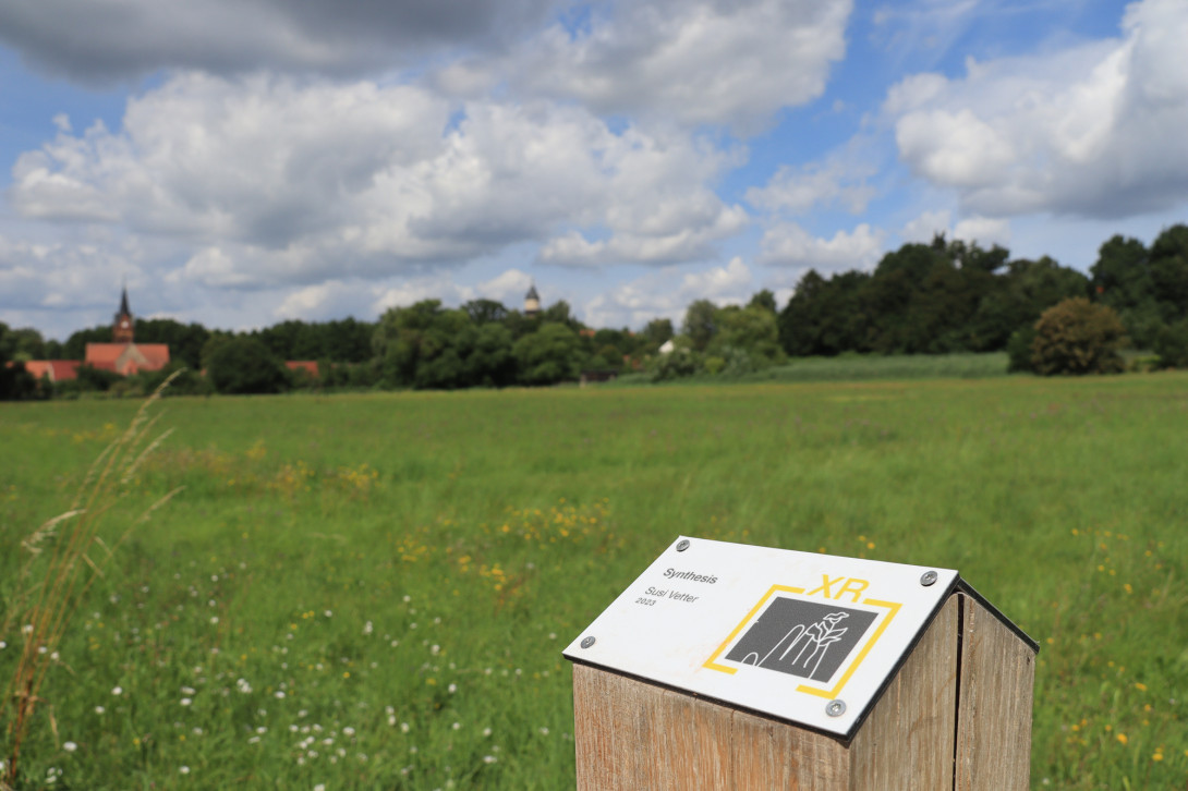 Stele mit Marker, Foto: Bansen-Wittig