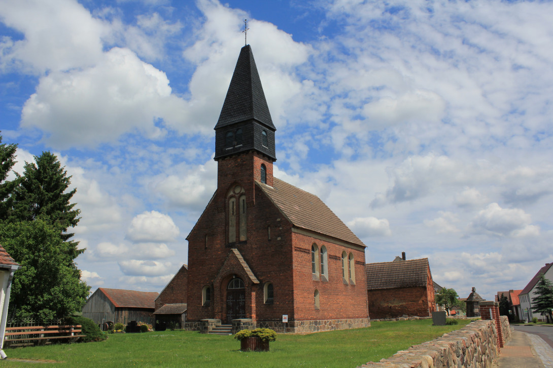 Kirche Lühnsdorf, Foto: Bansen-Wittig